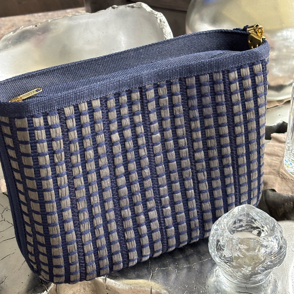 Vintage high-end navy blue made in Italy woven handbag summer 1970s